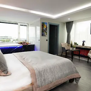 aura-marina-hotel.istanbul-turkeyhotels.com/