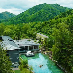 旅館 奥定山渓温泉 佳松御苑