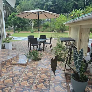 Loversnest Self Catering 3*, Anse aux Pins Seychelles